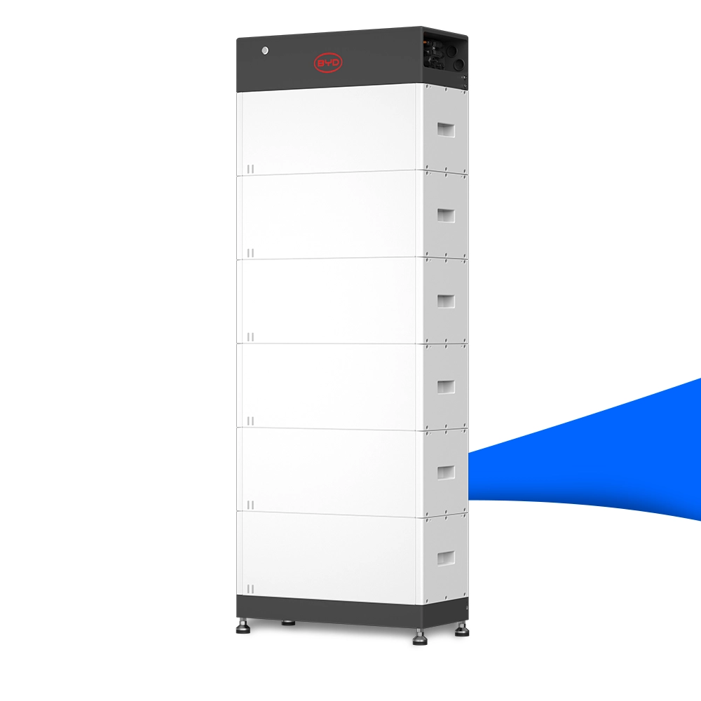 BYD HVM+ 16.6 Battery-Box – großer modularer Hochvolt-Stromspeicher in weiß-grauem Gehäuse mit rotem BYD-Logo, perfekt für leistungsstarke Photovoltaikanlagen. Erhältlich bei sh24.