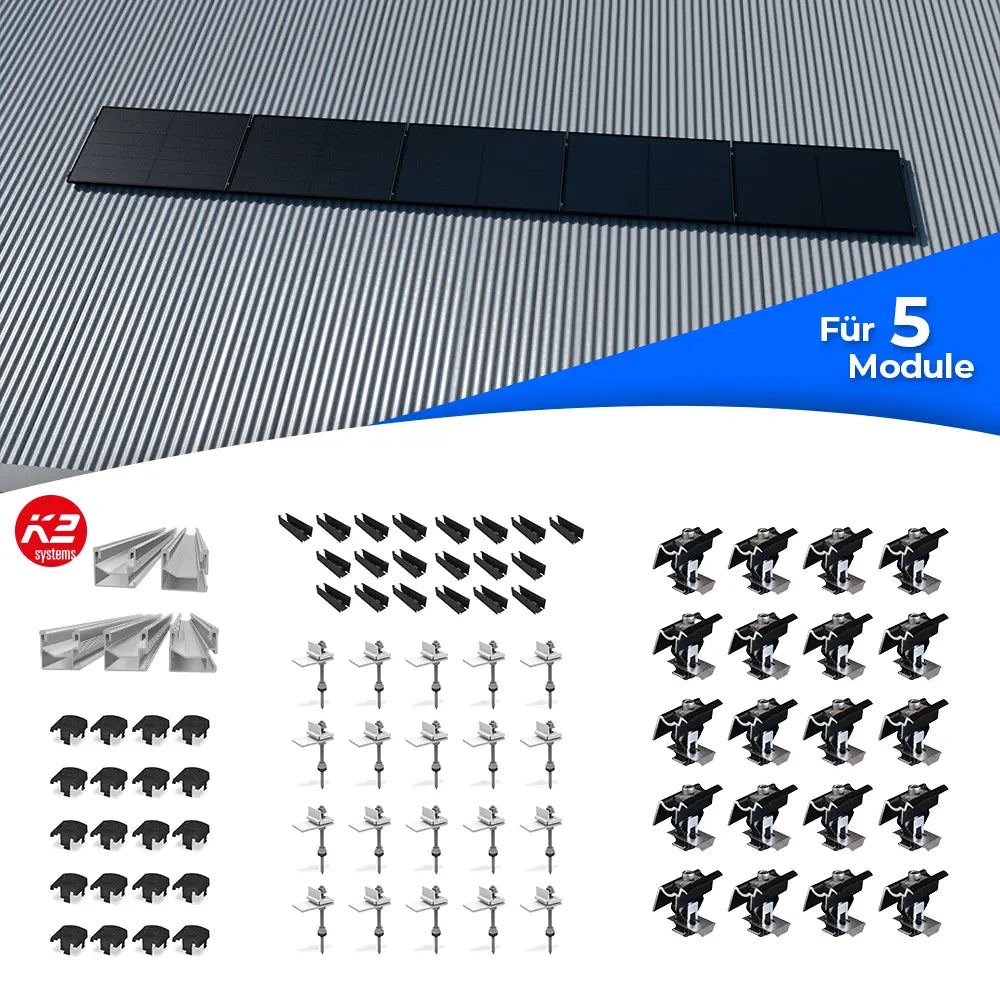 K2 Systems Welldach-Montageset für 5 Solarmodule im Querformat – Befestigungssystem für Photovoltaikmodule auf Wellblechdächern. Enthält Montageschienen, zahlreiche Mittel- und Endklemmen, Stockschrauben mit Montageplatten, Abdeckkappen und modulspezifische Befestigungseinheiten für eine horizontale (Querformat) Montage von fünf Modulen.